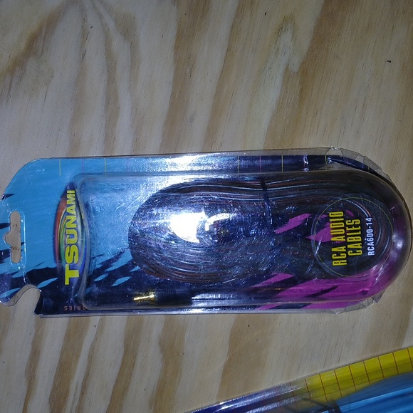 RCA audio cables - Picture 3 of 8